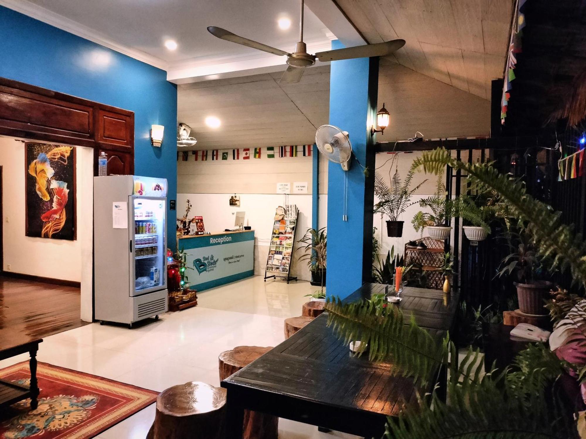 Bed & Bedzzz Hostel Siem Reap Exterior photo
