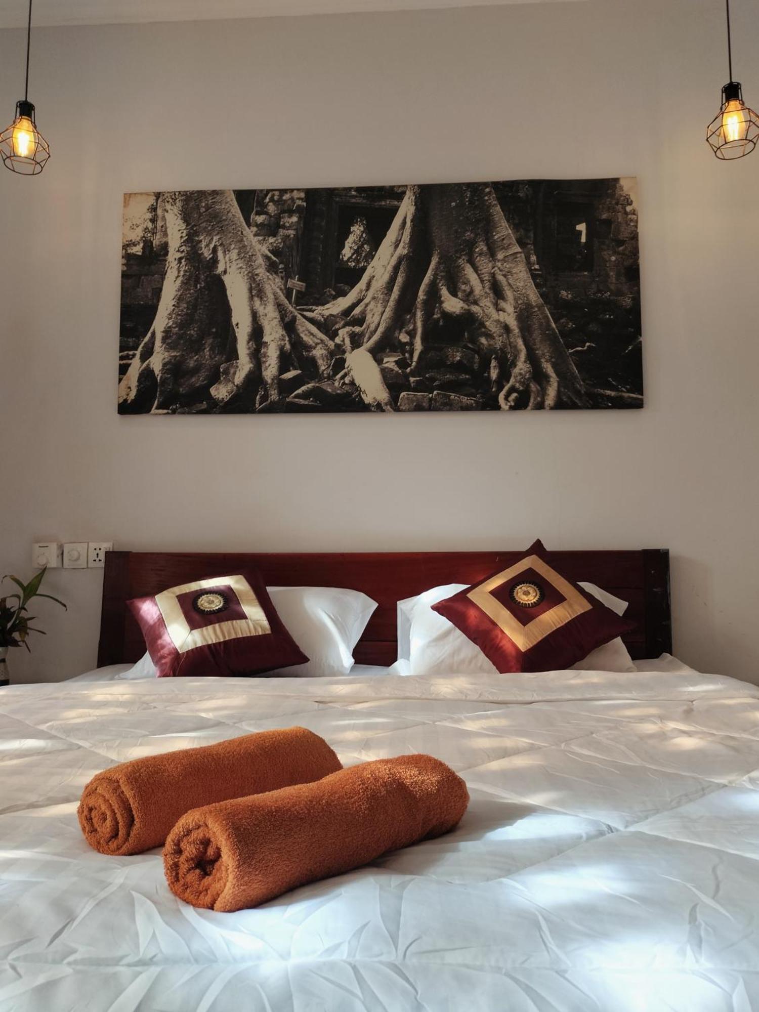 Bed & Bedzzz Hostel Siem Reap Exterior photo